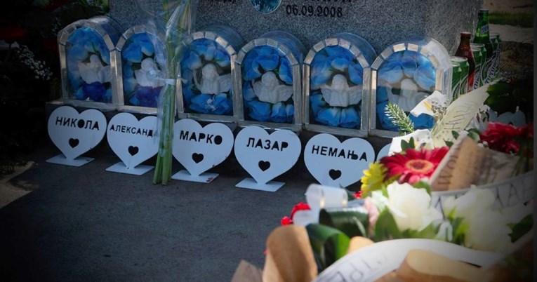 U Srbiji se održava komemoracija za žrtve masovnog ubojstva u svibnju 2023.