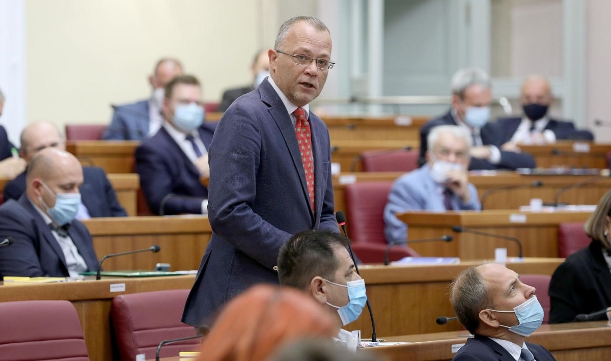 Hasanbegović: Šveb je pojam sukoba interesa, firma mu je izravna konkurencija HRT-u