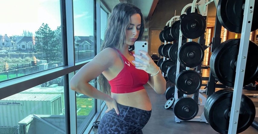Lily diže utege u 37. tjednu trudnoće, ljudi je napali: Štetiš vlastitoj bebi