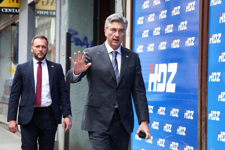 Plenkovićev veliki obrat: "Izabrat ćemo Milanovićevu kandidatkinju sa ili bez oporbe"