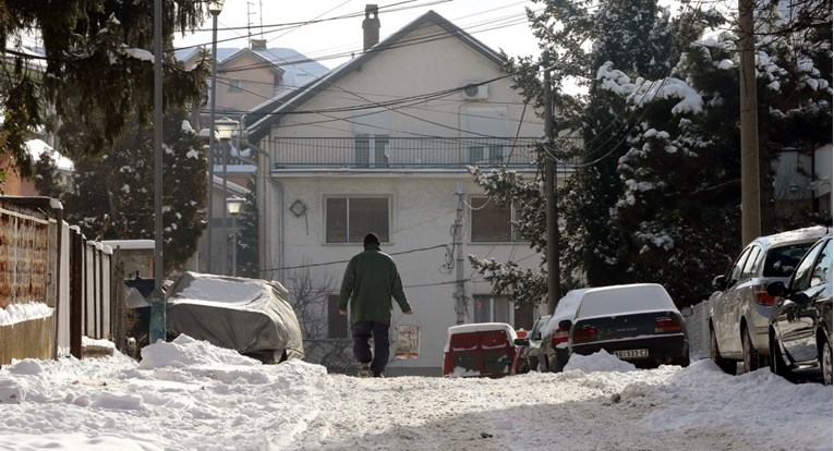 U Srbiji zbog vjetra i snijega više od 25.000 ljudi ostalo bez struje