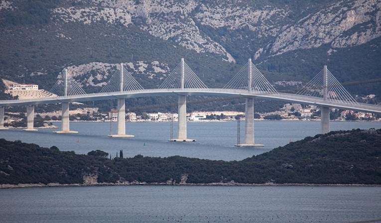 Otvaranje Pelješkog mosta kasnit će jer nisu gotove pristupne ceste?