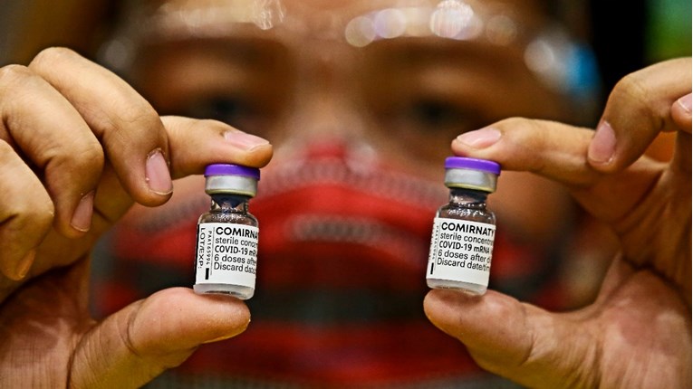 Cjepiva Pfizera i AstraZenece učinkovita protiv indijskog soja, pokazala studija