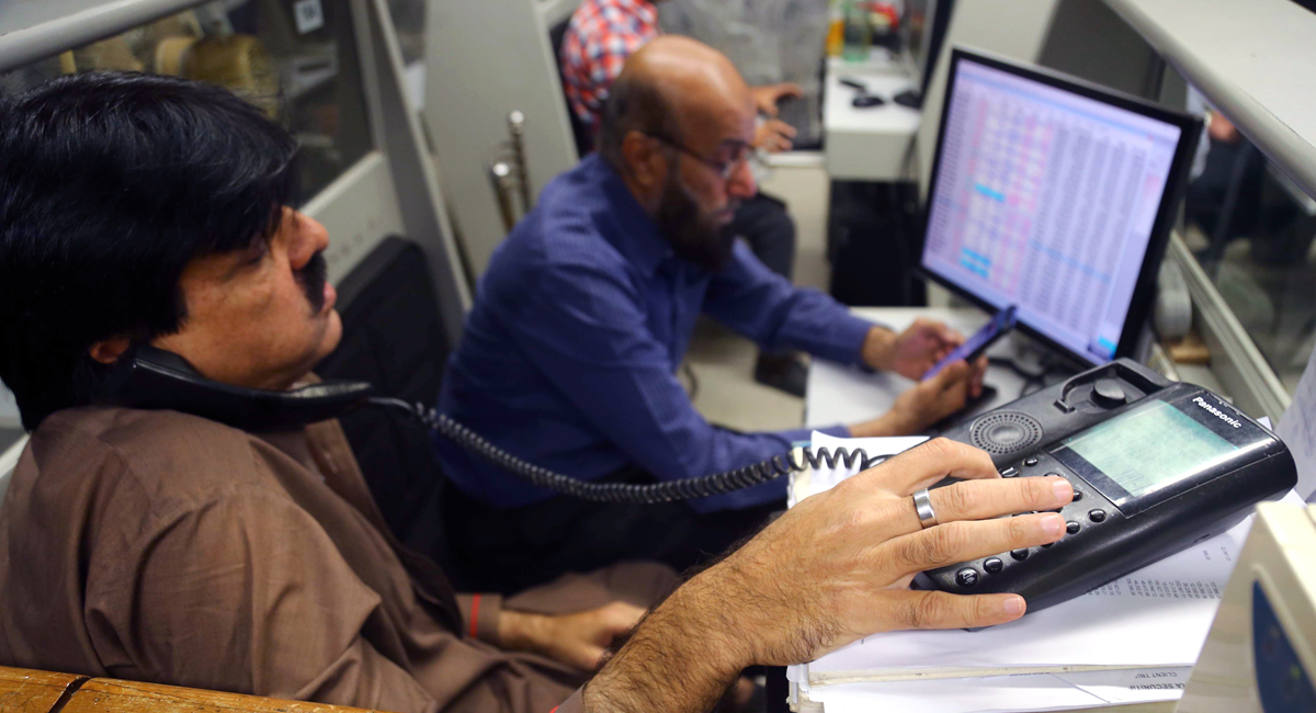 Pad na azijskim burzama. Ulagače zabrinule poruke iz tvrtke vlasnice Facebooka