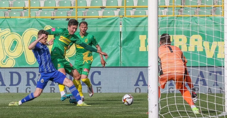 ISTRA - LOKOMOTIVA 2:2 Istra u zadnjoj sekundi prosula bodove u borbi za ostanak