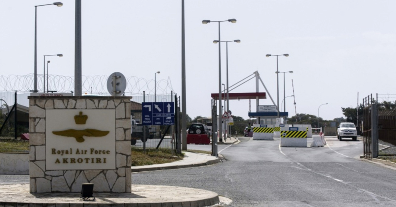 Ujedinjeno Kraljevstvo: Nismo u ratu unatoč napadu dronom na bazu na Cipru