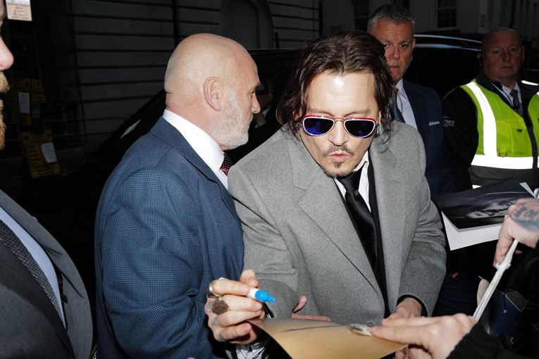 Johnny Depp privukao poglede u Londonu, obožavatelji pišu da je znatno smršavio