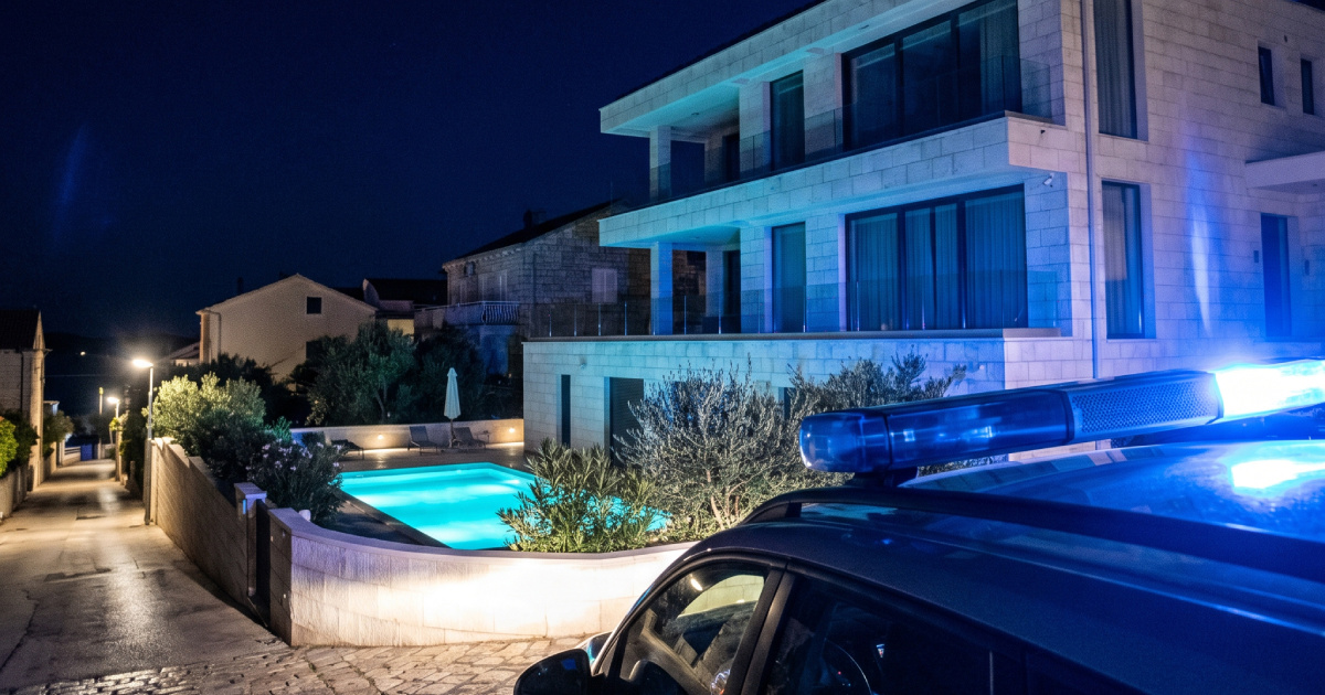 Mladi Britanci tulumarili u Kaštelima, policija ih sve privela