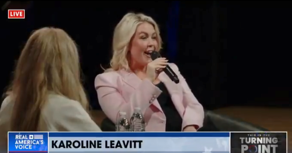 Glasnogovornica Bijele kuće: Trump je uvijek najnačitanija osoba u sobi