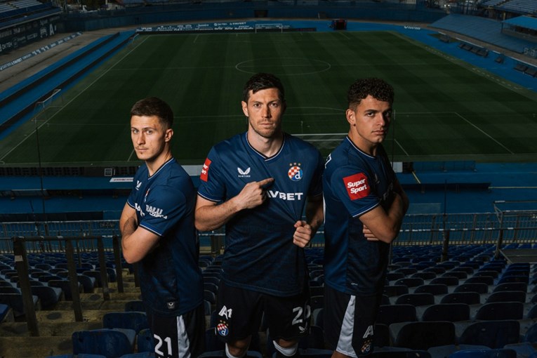 VIDEO Dinamo protiv Varaždina predstavio četvrti dres. Kako vam se sviđa?