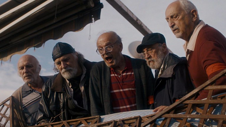 Pogledali smo film u kojem Rade Šerbedžija glumi Che Guevaru iz doma za starije