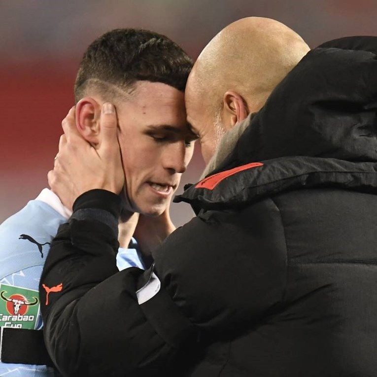 Navijači Uniteda vrijeđali majku Cityjeve zvijezde. Guardiola: Sramite se