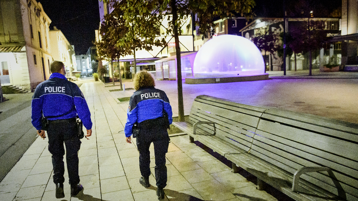 Koronavirus u Europi: Stroge mjere i u 2021., raste zabrinutost oko cjepiva