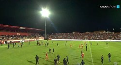Prekinuta utakmica Borca i Veleža, navijači uletjeli na teren