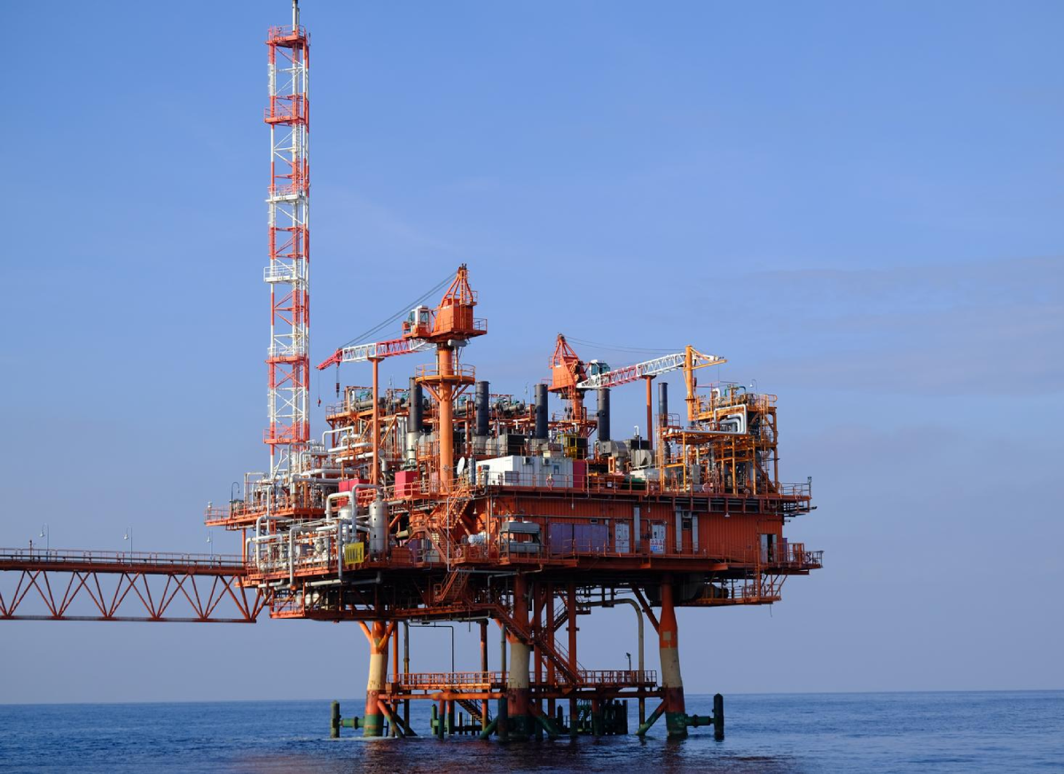 Promrzli Slovenci satima plutali Jadranom. Spas našli na platformi INA-e