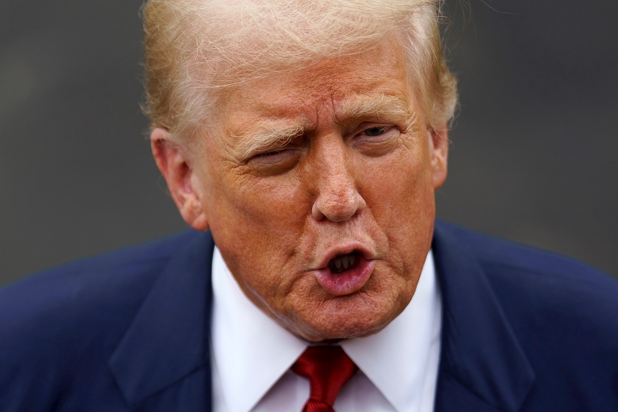 Trump: Nije stigao nikakav zahtjev za pomilovanjem Ghislaine Maxwell. Ništa ne znam