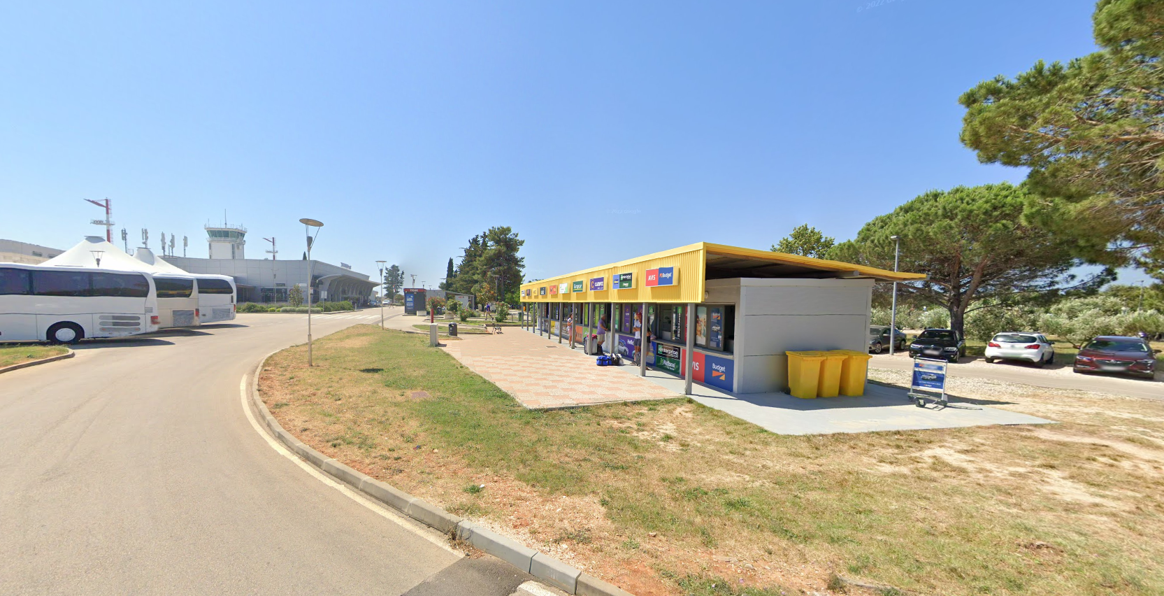 Nizozemac sletio u Zadar i rentao auto. Presreli ga, razbili auto