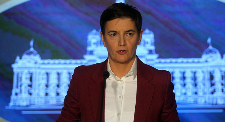 Brnabić: 500.000 ljudi u zemlji s 3,5 milijuna stanovnika vikalo "Za dom spremni"