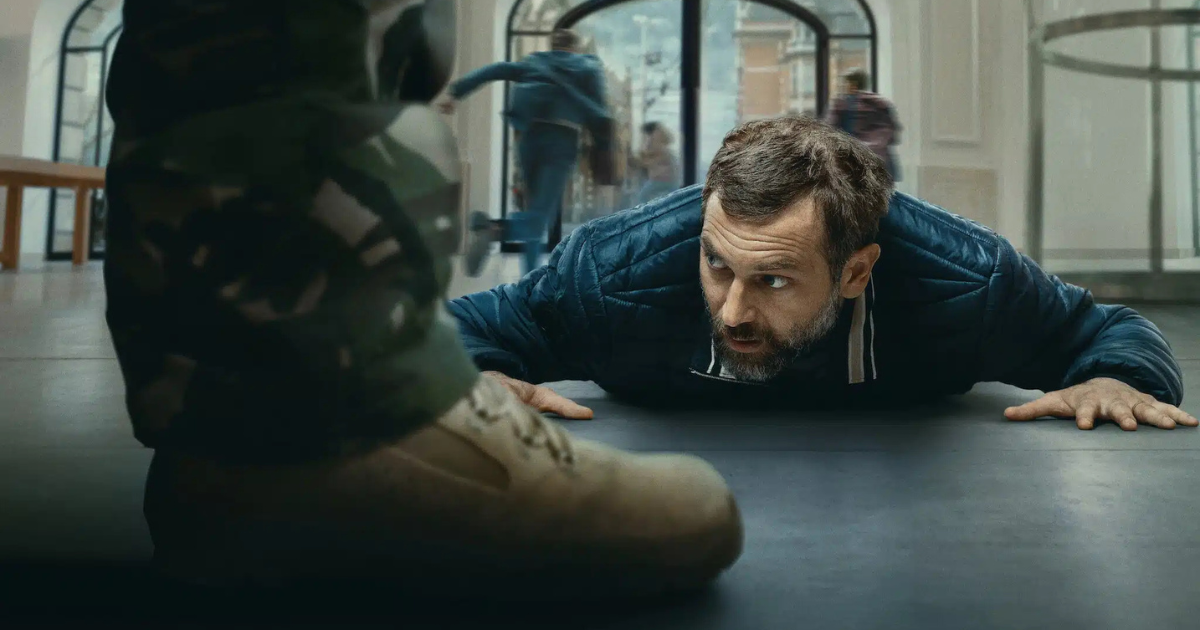 Film o talačkoj krizi u Apple trgovini hit je na Netflixu, ali kritike su loše