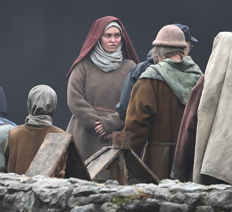 Kći slavnog glumca neprepoznatljiva na setu novog horor filma Werwulf