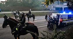 Rezime kaosa u Ljubljani: Policija koristila gumene metke, suzavac, konje, pse...