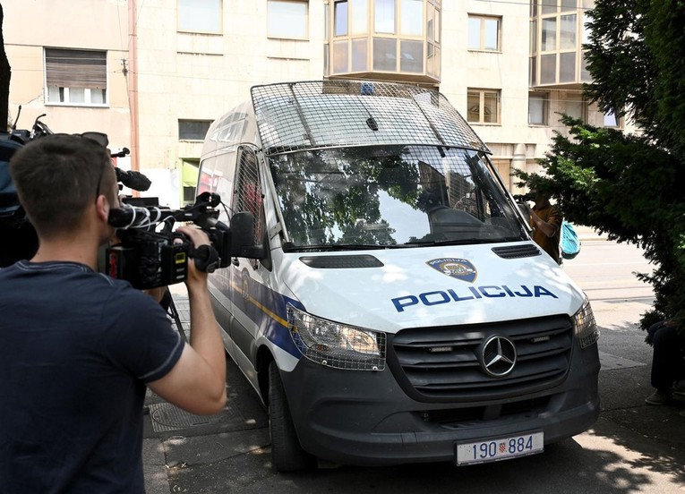 Velika akcija policije i USKOK-a. Uhićeno više stranaca, pretražuju im domove