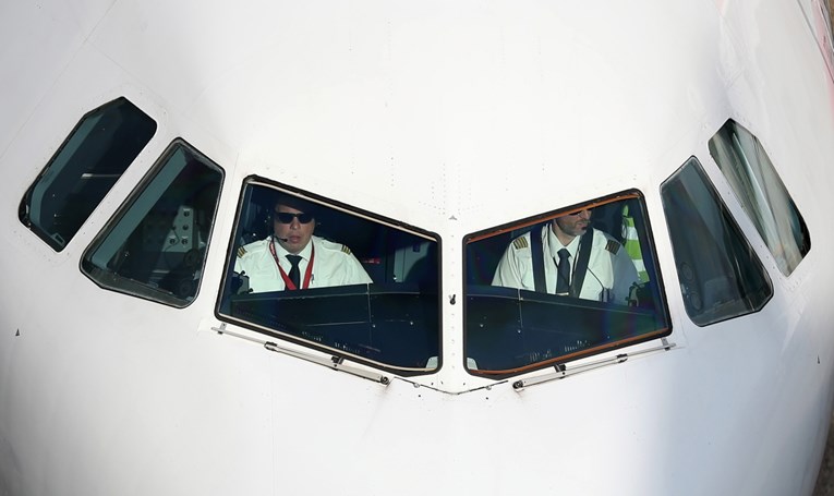 Anketa: Skoro svi njemački piloti priznaju da drijemaju tijekom letova
