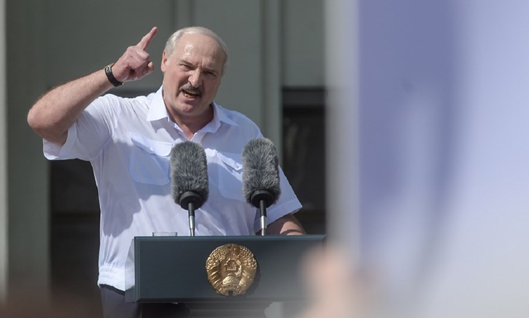Lukašenko naredio vojsci da zaustavi pokušaje revolucije: "Koristite najstrože mjere"