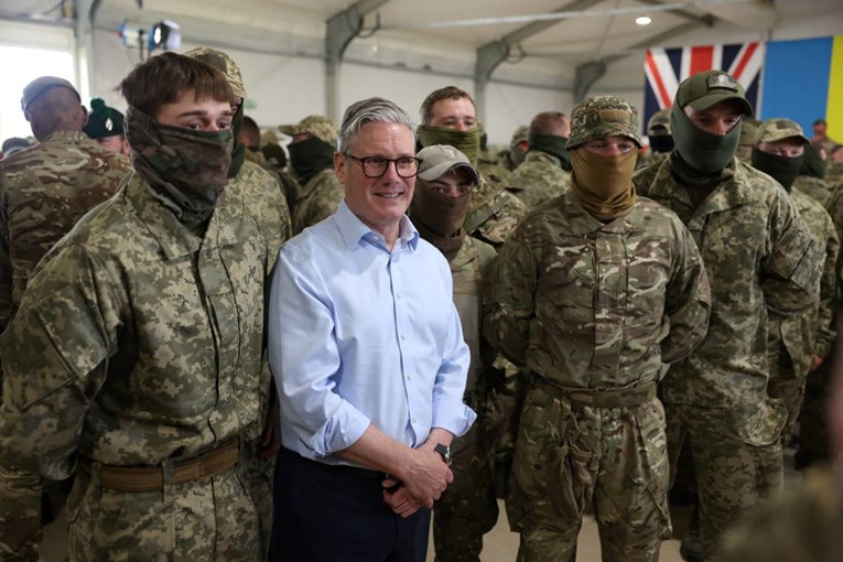 Starmer: Razmatramo slanje vojnika u Ukrajinu