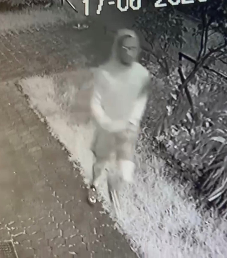 VIDEO Zagrebačka policija traži ovog mladića zbog bludne radnje