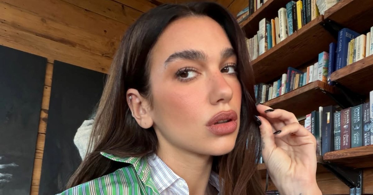 Zaboravite jednu košulju. Sada se nose dvije, i to ovako