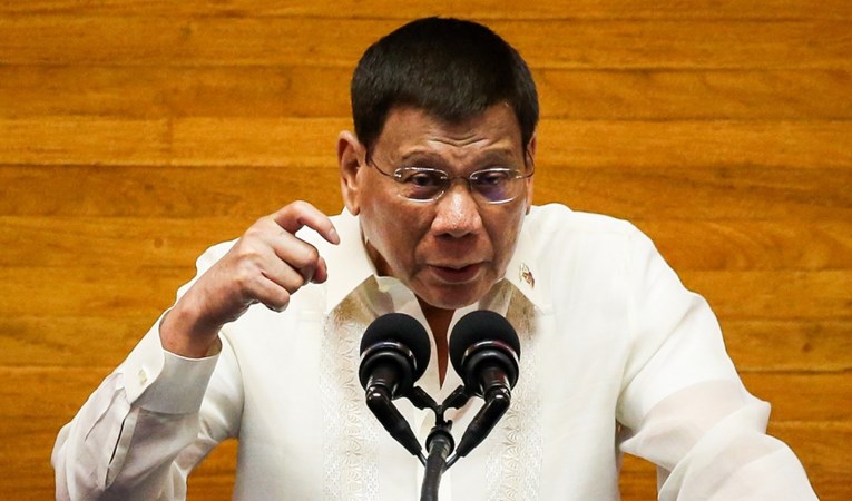 Filipinski predsjednik najavio povlačenje iz politike