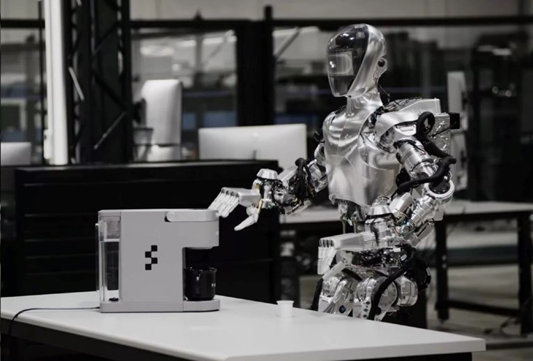 VIDEO BMW uvodi humanoidne robote u proizvodnju
