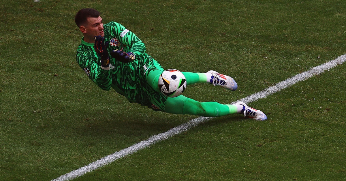 Juventus krenuo po Livakovića?