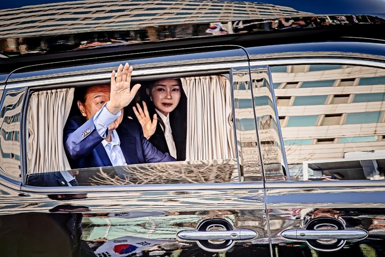 Smijenjeni južnokorejski predsjednik vratio se u stan sa svojih 11 pasa i mačaka