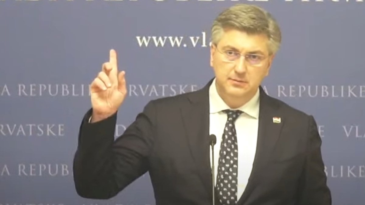 VIDEO Rafalei I MiG-ovi Letjeli Usred Presice, Plenković Prstom ...