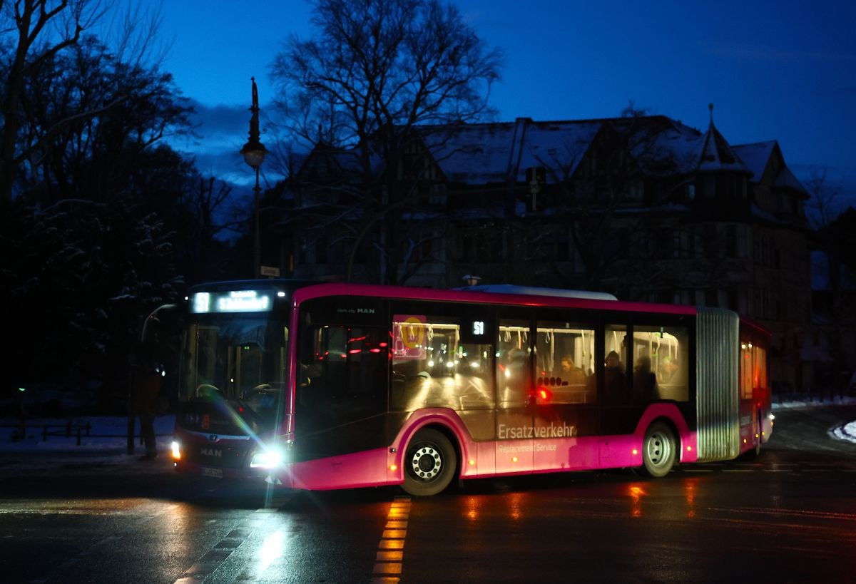 Veliki štrajk javnog prijevoza u Njemačkoj: Poslodavci: Baš po ovom snijegu i poledici
