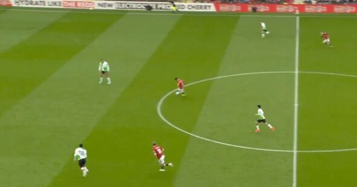 Pogledajte nevjerojatan gol Uniteda skoro s centra nakon velike pogreške Liverpoola