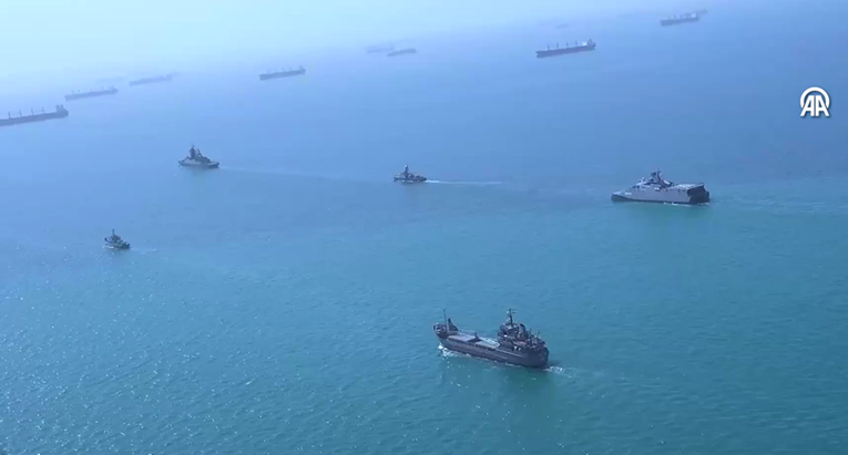 Iranska revolucionarna garda: Hormuz ostaje zatvoren, nastavljamo udare punom snagom