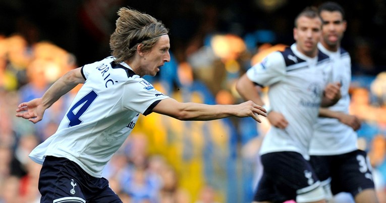 Van der Vaart: Ima jedan stadion... Modrić sjedi na WC-u, a ja uz njega lijepim trake