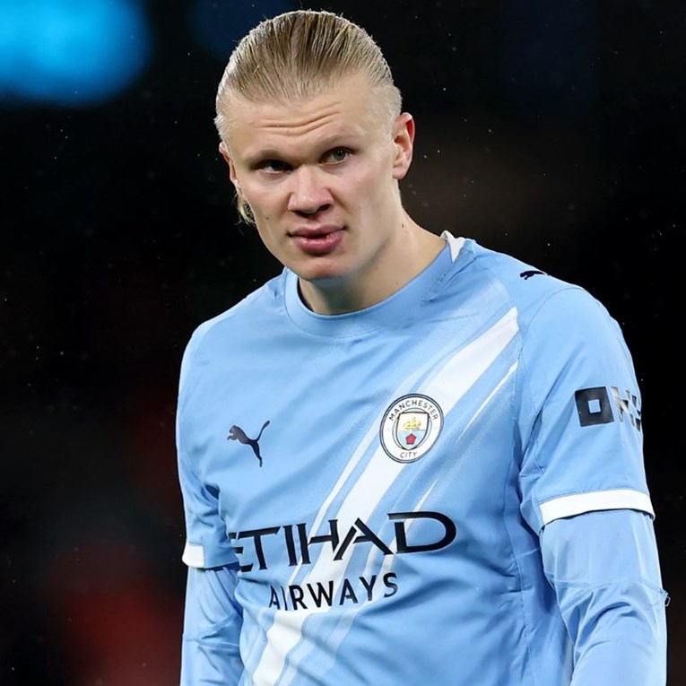 Zašto je Engleska ove godine ukinula stoljetnu tradiciju koju su navijači obožavali?