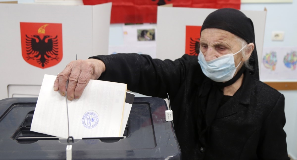 Izlazne ankete: Na izborima u Albaniji vode vladajući socijalisti