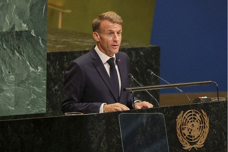 Macron: Ruski napad na Europu je moguć, postoje znakovi da se pripremaju