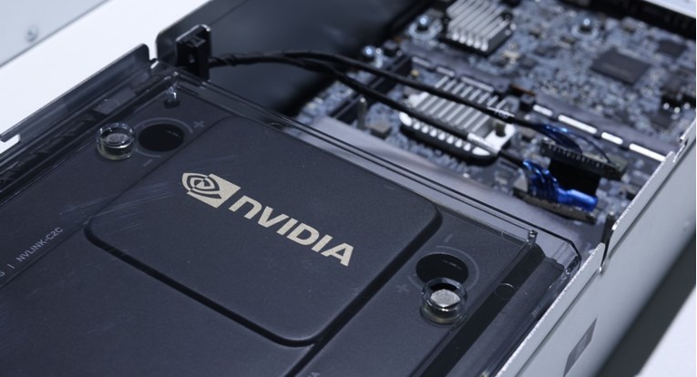 Oštar pad na Wall Streetu nakon upozorenja Nvidije