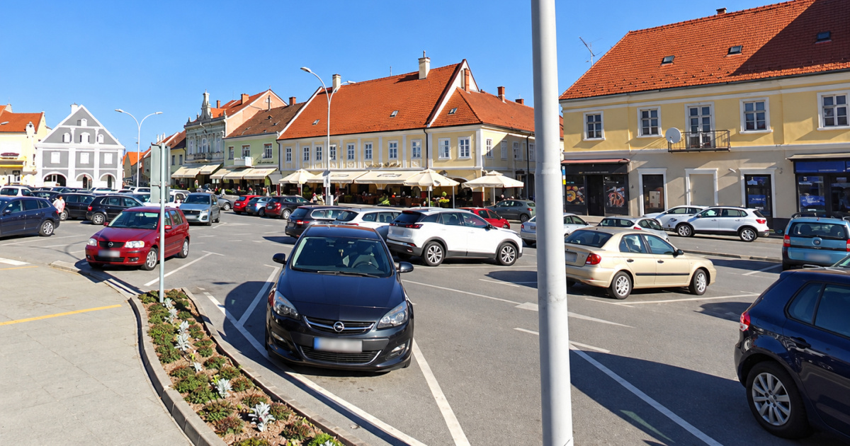 U Požegi udario u parkirani auto pa pobjegao