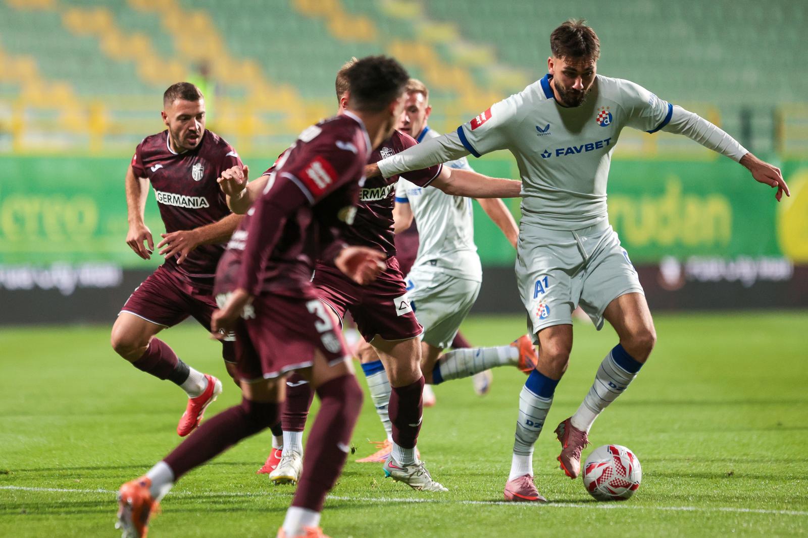 OD 20:15 ISTRA - DINAMO Modri sve bliže naslovu prvaka