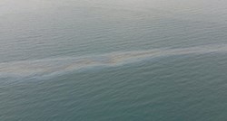 Kod Rijeke se pojavila ogromna mrlja u moru. Ina: Možda je zbog potresa