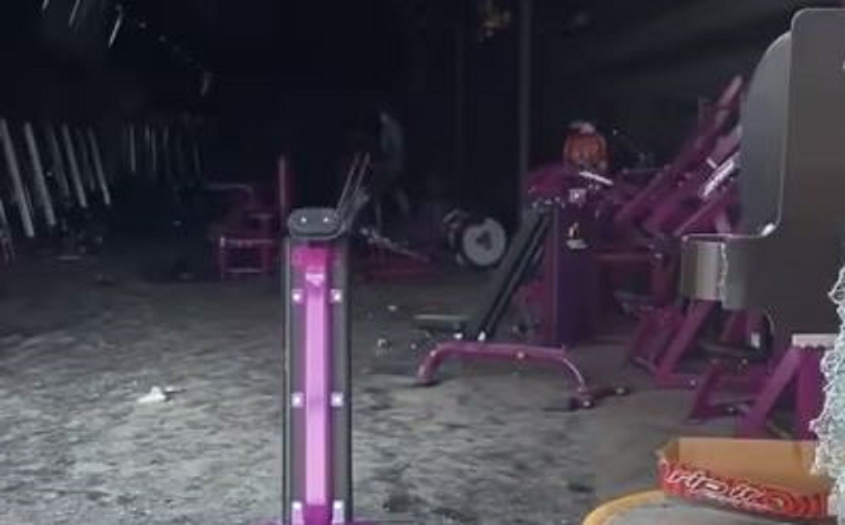 Prolaznici nisu mogli vjerovati što je tip radio tijekom kaotičnih prosvjeda u SAD-u