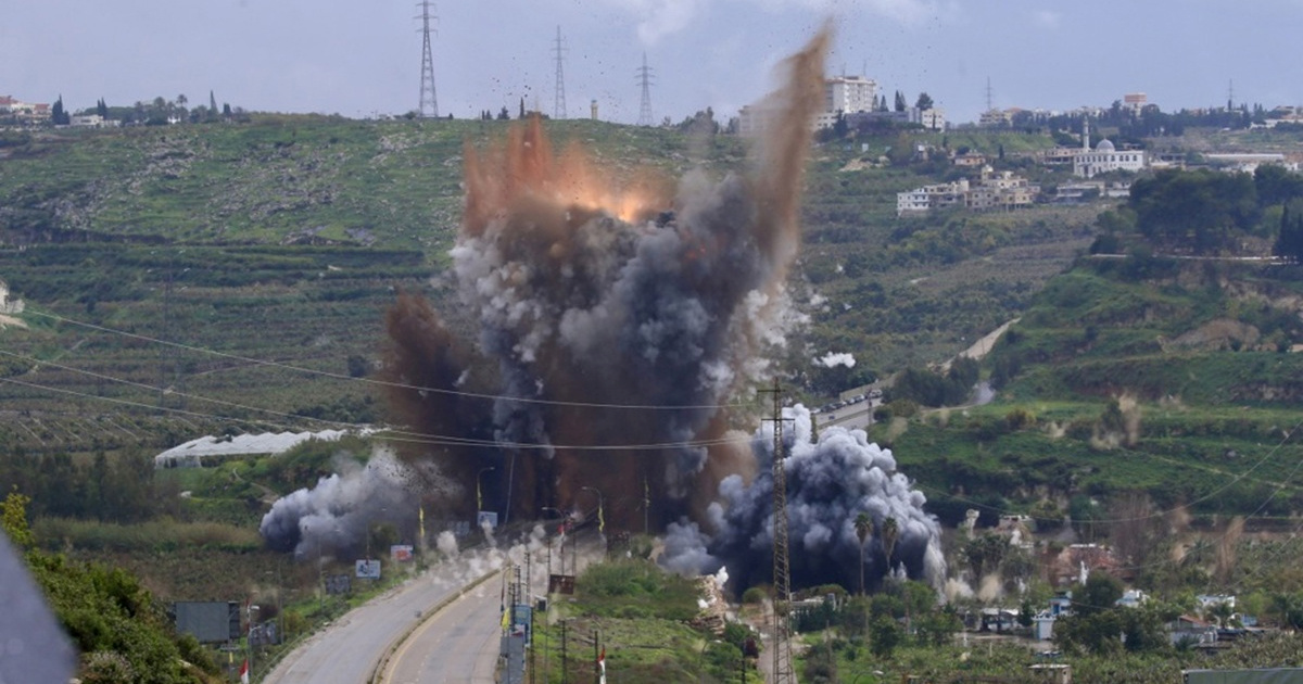 VIDEO Izraelci uništili ključni most u Libanonu