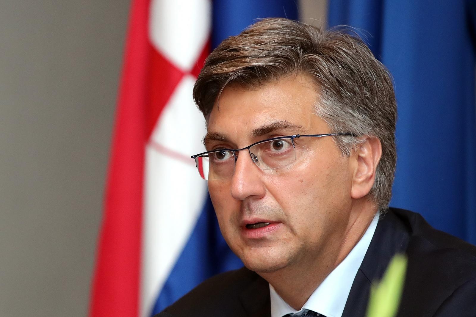 Plenković poručio diplomatima da pripaze na suradnike